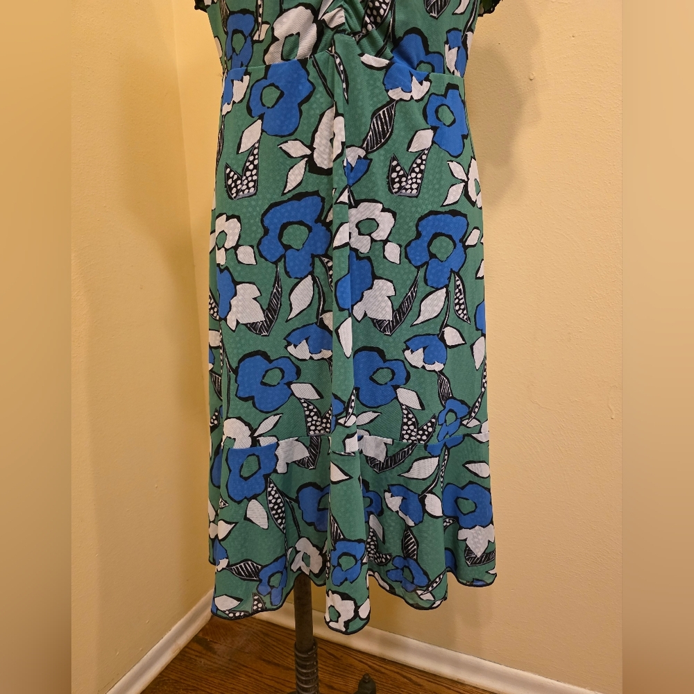 CAbi Reversible Celebrate the Dress Green Floral Black White Flowy Midi Medium - Picture 7 of 15